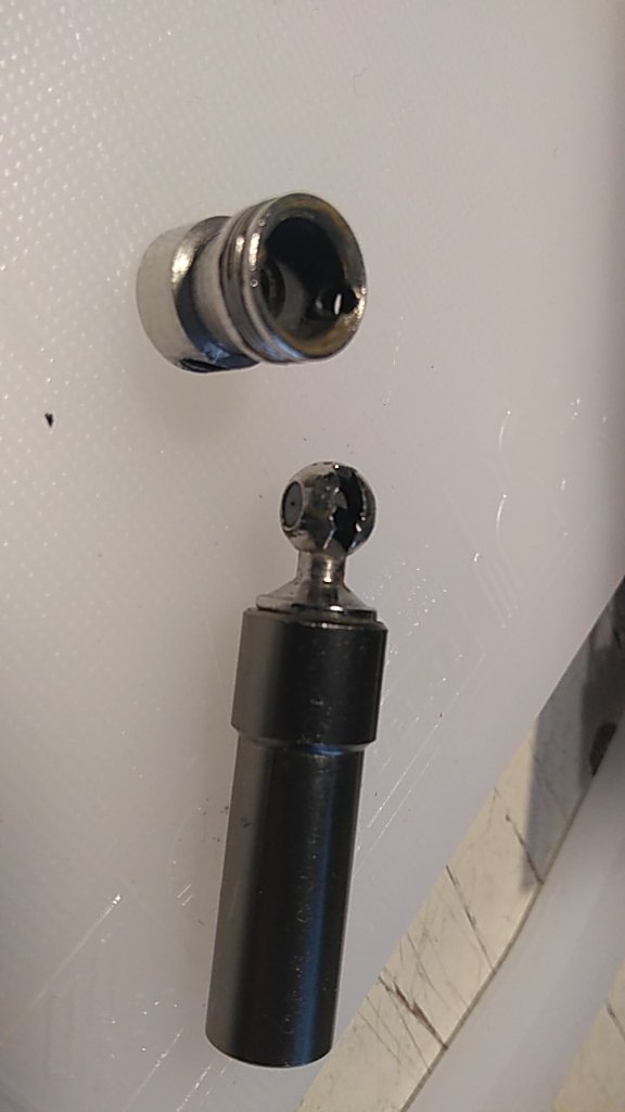 ae_1544959338861.jpg
