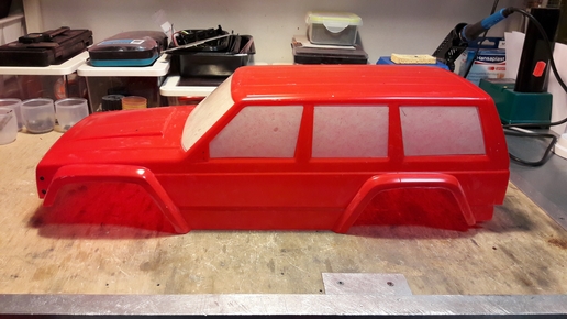 SCX-10 II Jeep Cherokee_46_RZ.JPG