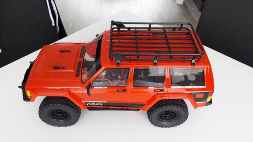 SCX-10 II Jeep Cherokee_50_RZ.JPG