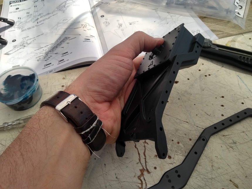 chassis2.jpg